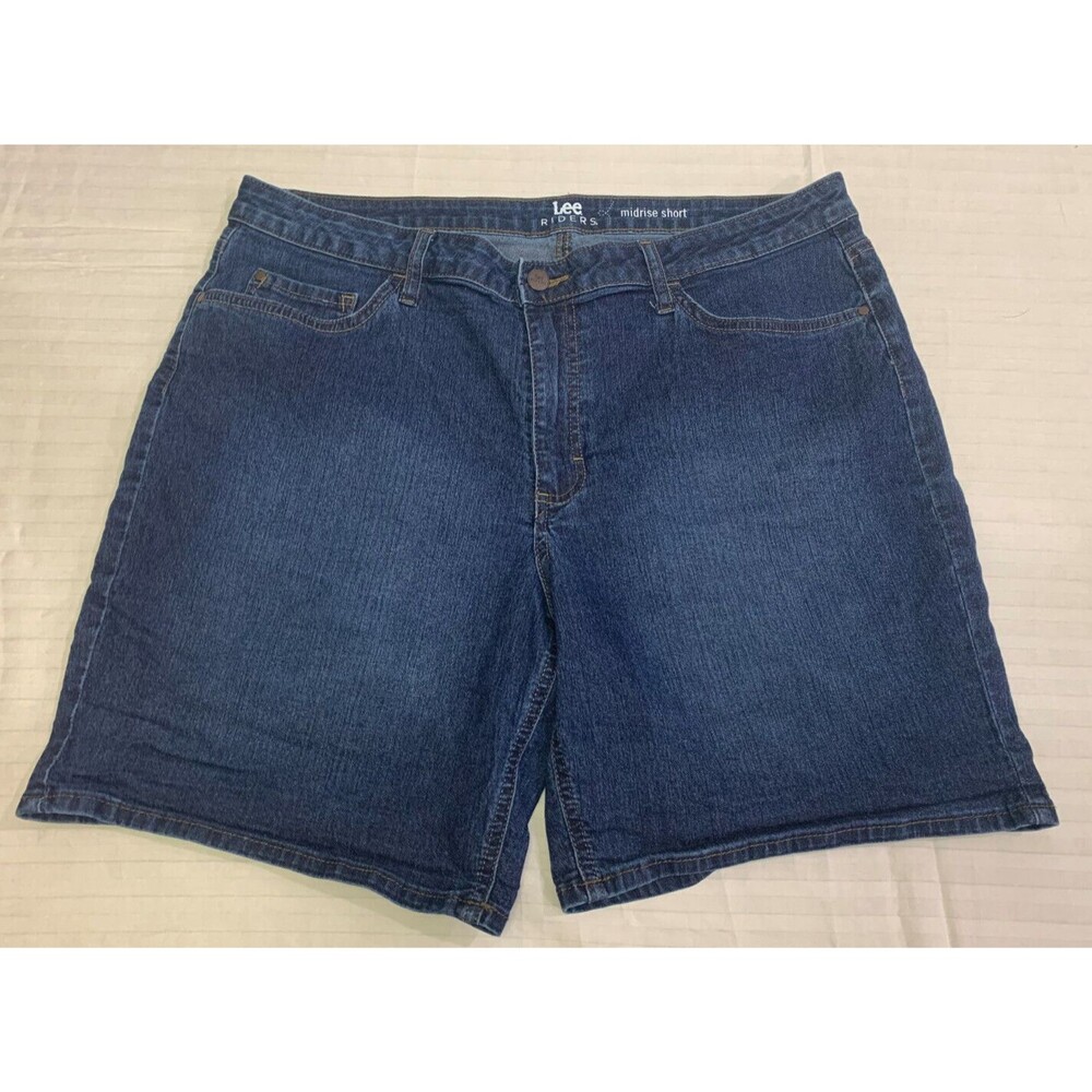 LEE MIDRISE WOMENS JEANS SHORTS SIZE 18